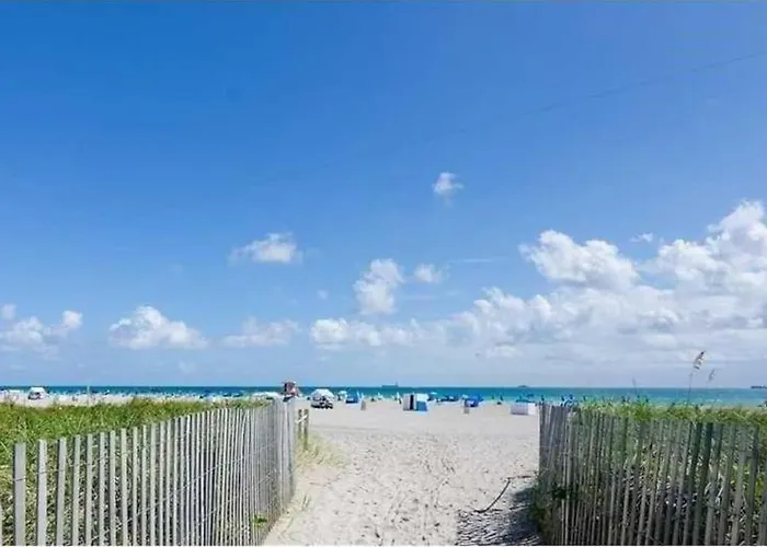 South Beach One Bedroom Condo With Parking Spot