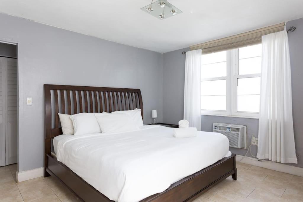 Appartamento South One Bedroom With Parking Spot Miami Beach